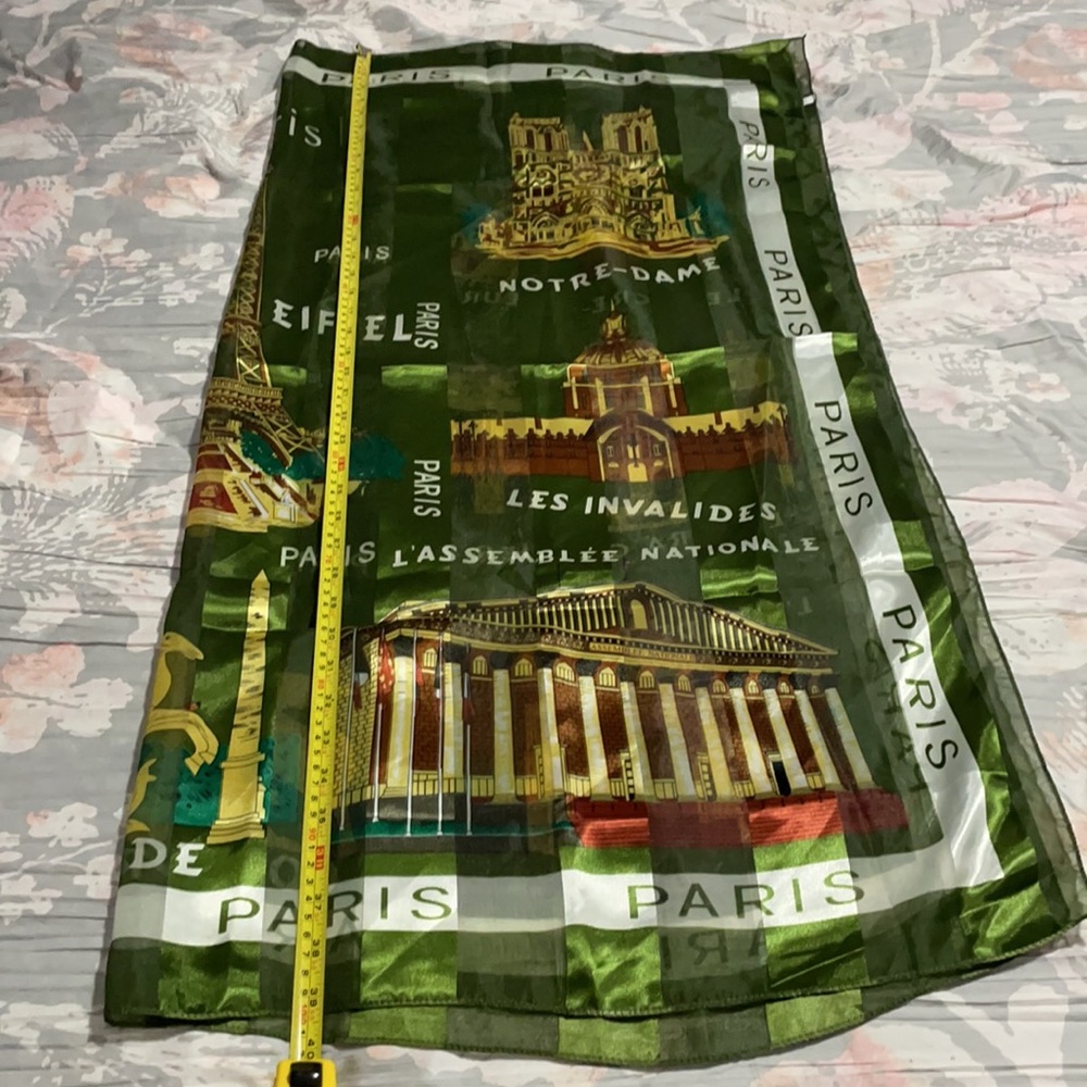 Paris landmark scarf